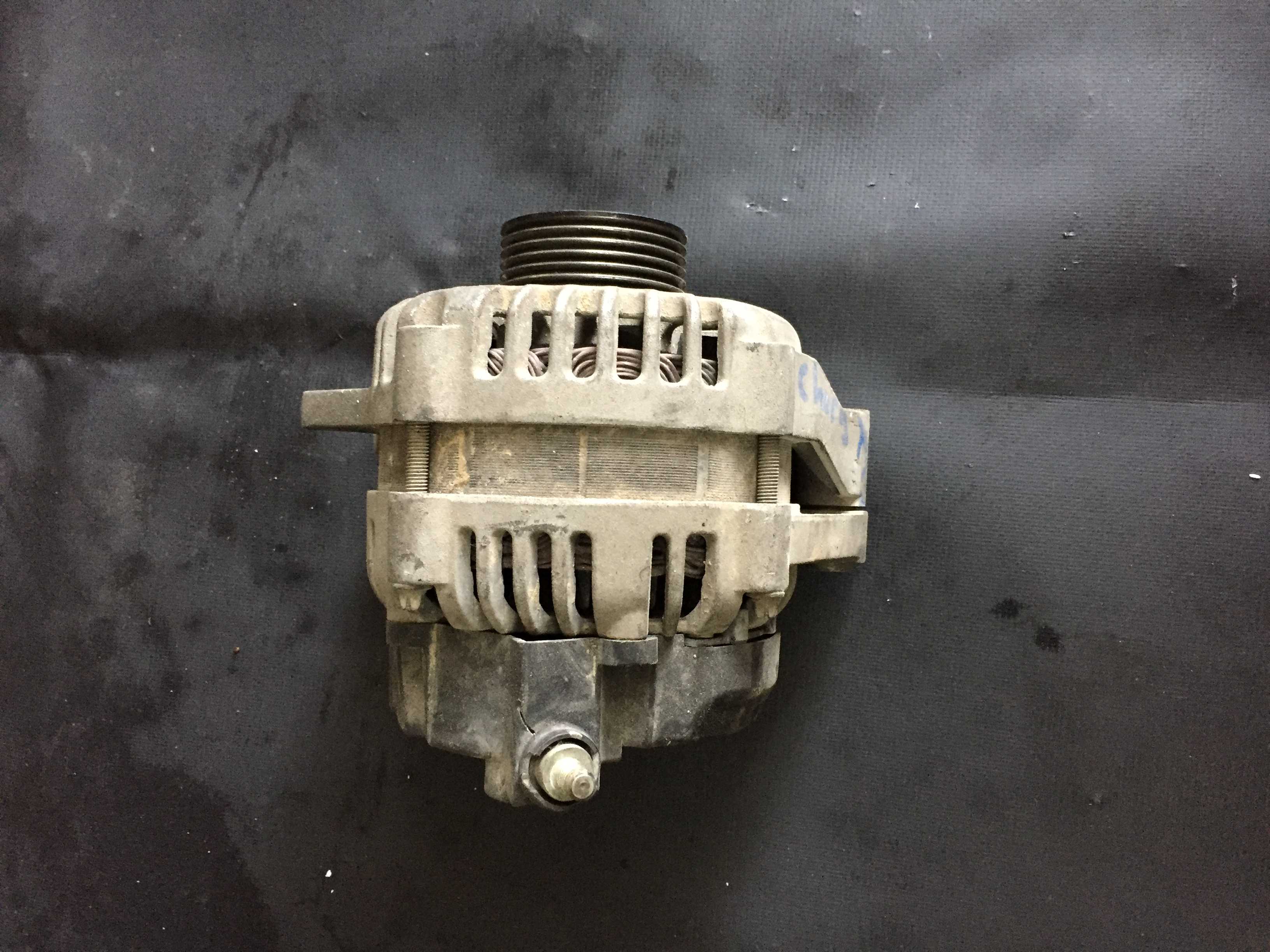geely emgrand şarj dinamosu